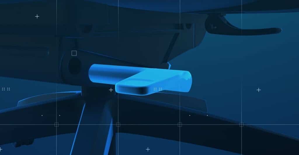 Hebel links unter dem Sitzkissen zum Anpassen der Sitzneigung des RECARO Exos.